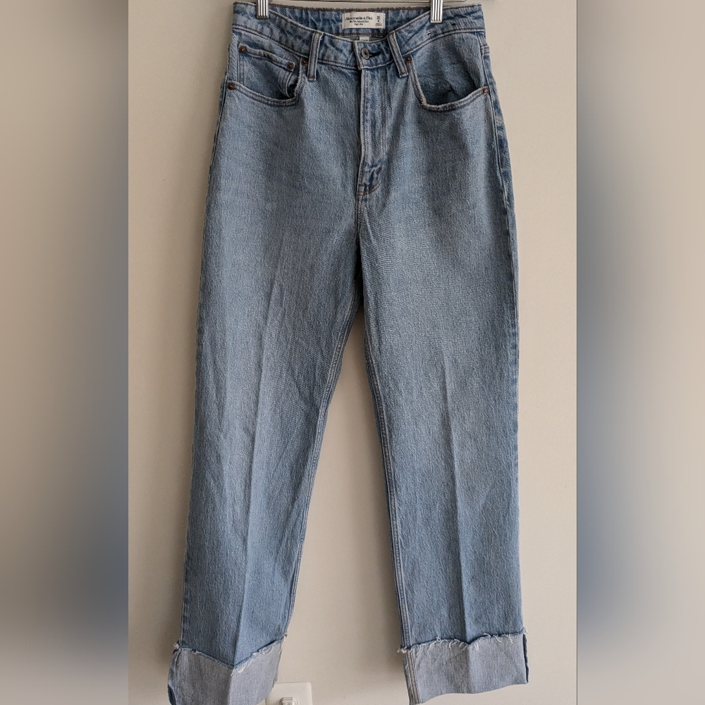 Abercrombie and Fitch 90s relaxed Jean high rise curve love jeans 34 inches LONG